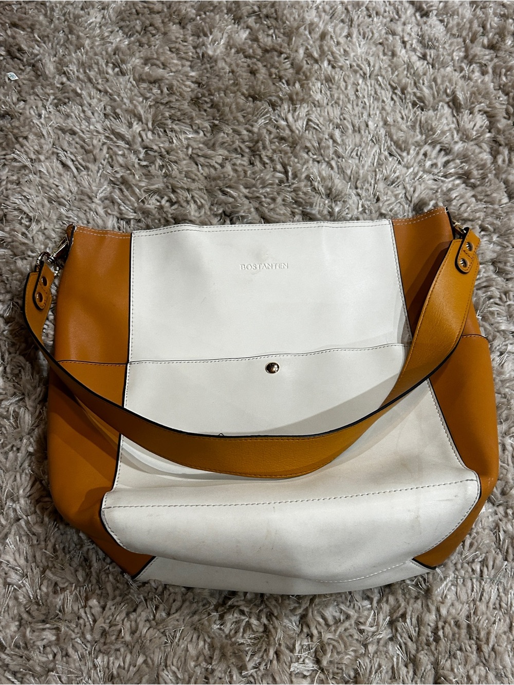 Two-Tone White and Tan Shoulder Bag by BOSTANTEN